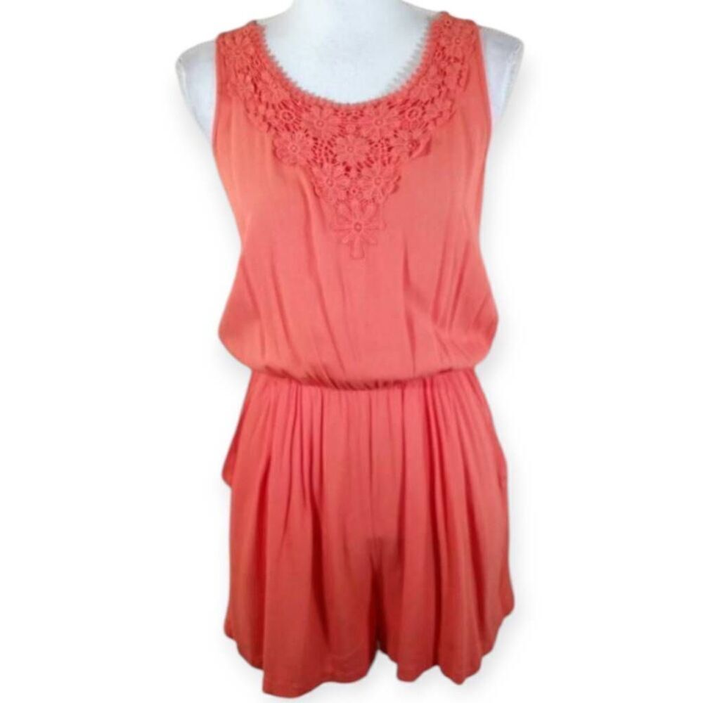 XHILARATION PEACH ROMPER SZ.M EUC